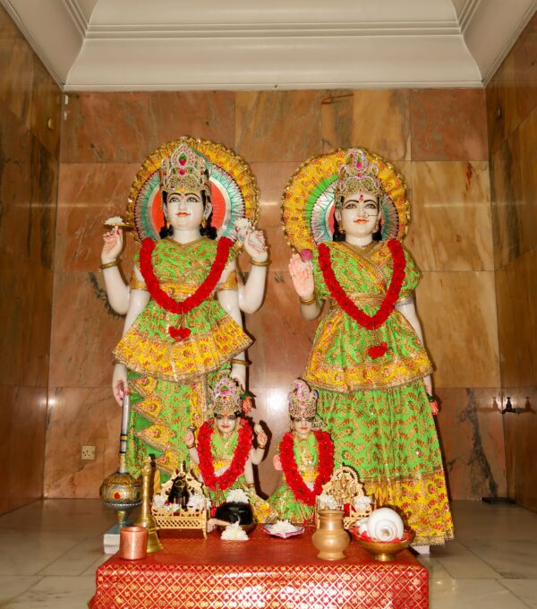 Gods Murti